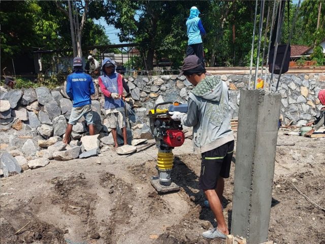 KONTRAKTOR_KOMERSIAL