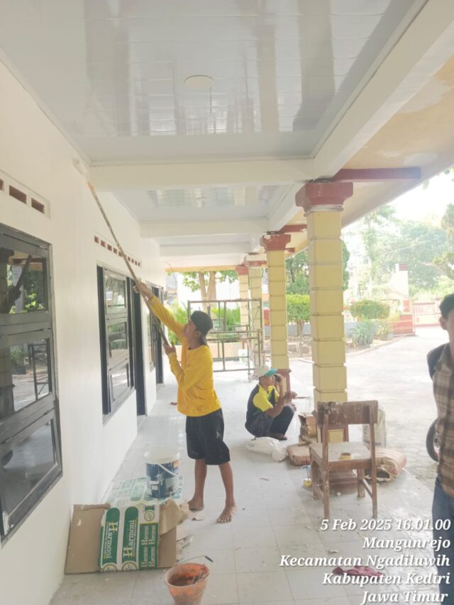 Jasa kontraktor bangun rumah Kontraktor rumah terpercaya Layanan bangun rumah profesional Biaya bangun rumah transparan Master Tukang kontraktor terbaik